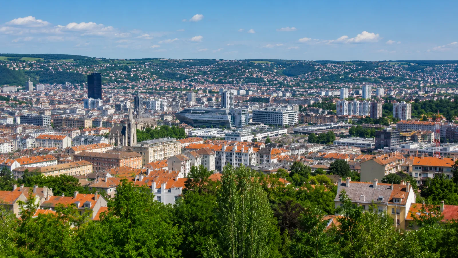 Vue panoramique de Saint-Étienne, territoire pilote